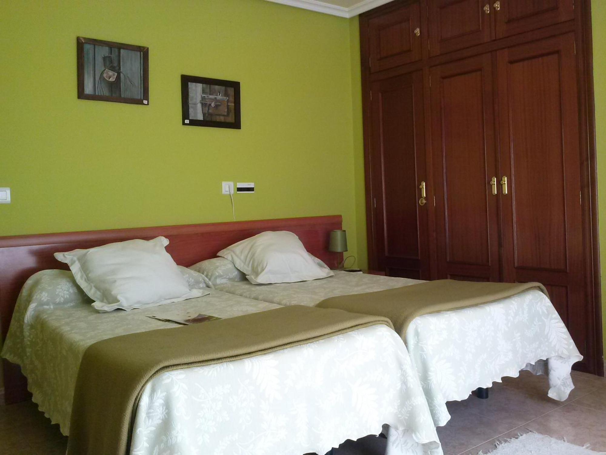 Hostal Ciudad De Nájera Rum bild
